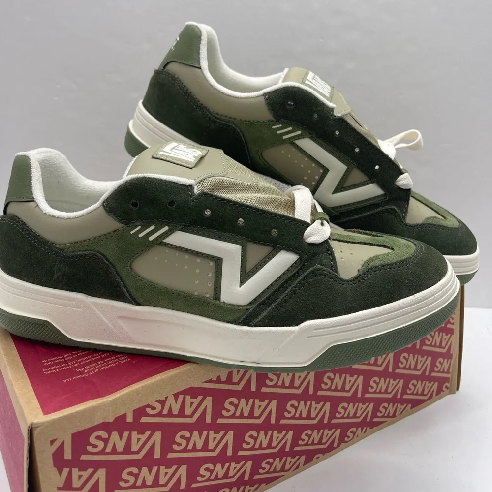 Vans Men’s 10.5 Upland
Green/Multi
VN000D1HBGK Skate Sneakers - Picture 4 of 16